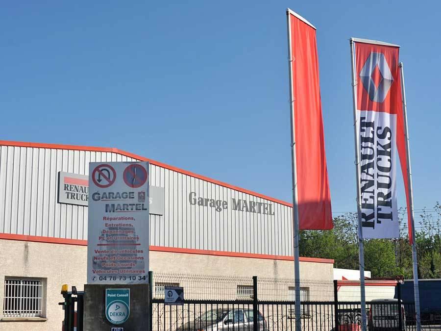 Garage Poids Lourds à Grigny